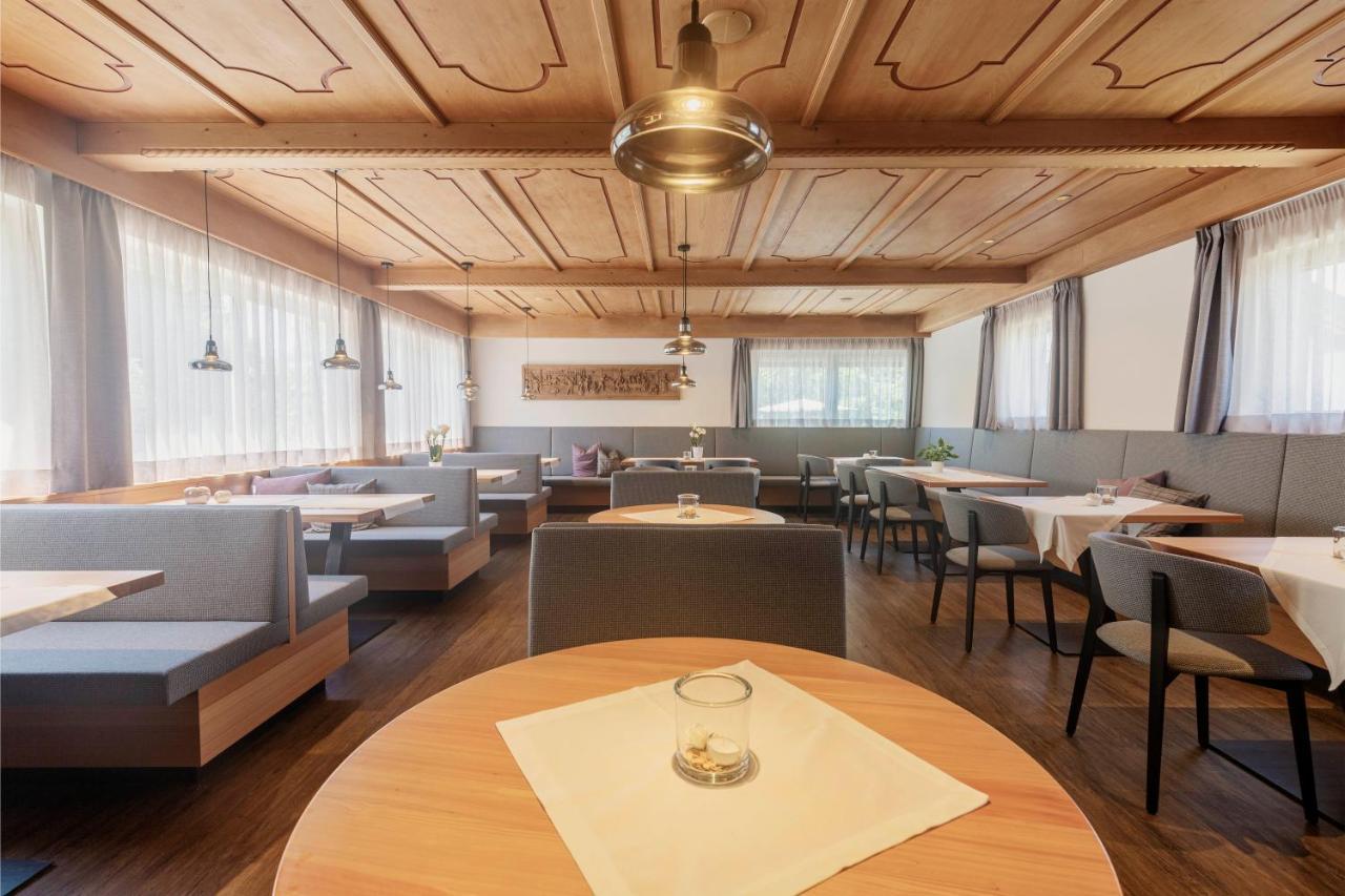 Wanderhotel Teiserhof Funes  Eksteriør billede