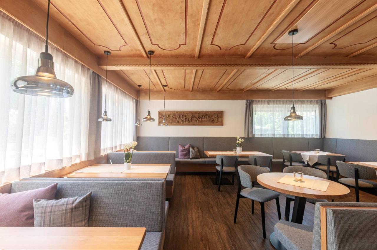 Wanderhotel Teiserhof Funes  Eksteriør billede